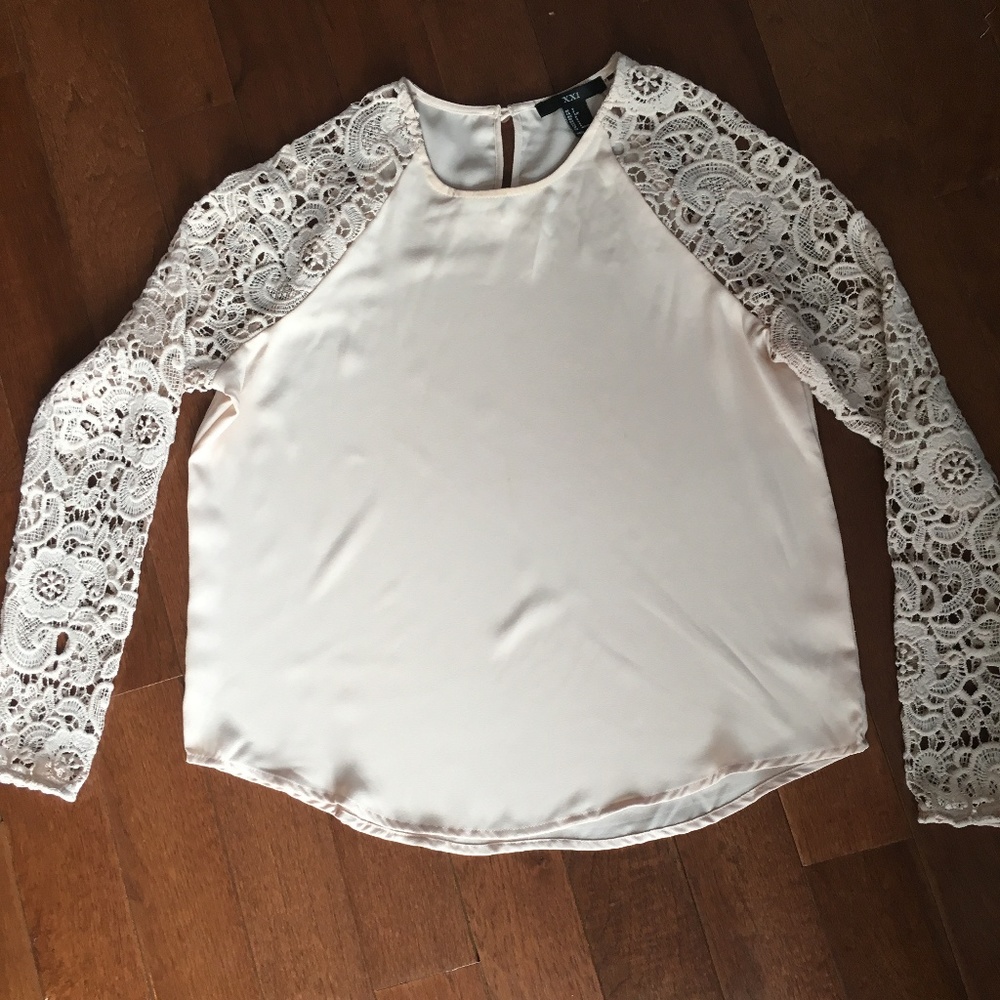 S Forever 21 F21 Pink Blush Lace Sleeve Blouse